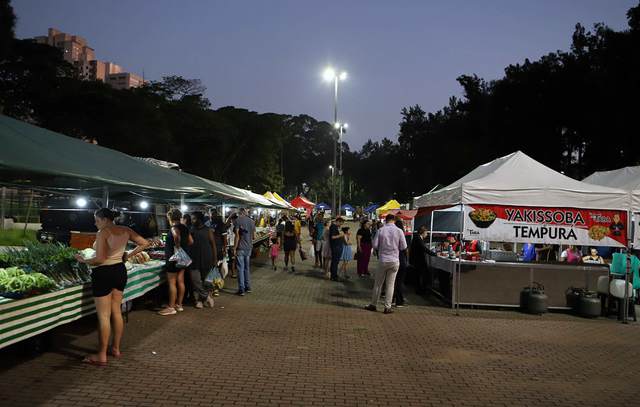 feira-noturna