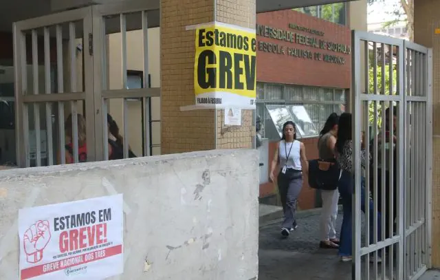 greve-dos-professores