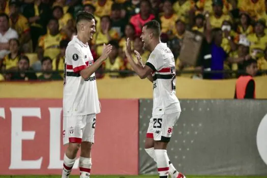 São Paulo derrota Barcelona pela Libertadores na estreia de Zubeldía