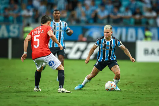 Grêmio perde em casa para o Huachipato e fica em situação difícil na Copa Libertadores