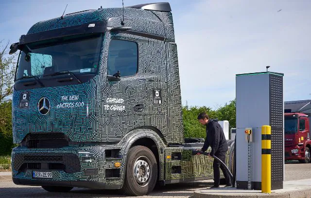 mercedes-benz-eactros-600