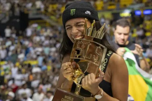 Rayssa Leal conquista etapa da Liga Mundial de Street Skate