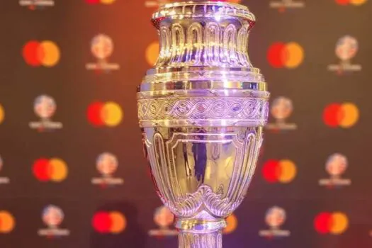 Mastercard abre visitação para Troféu CONMEBOL Copa América 2024™ em São Paulo