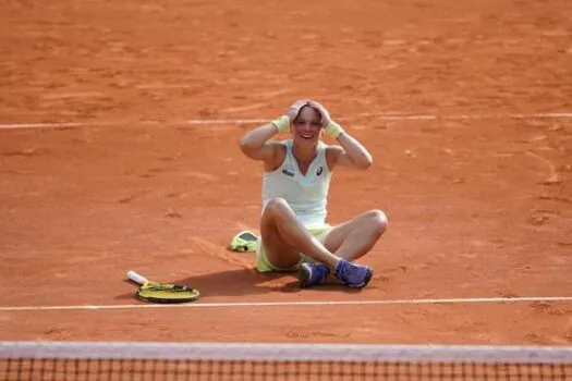 Laura Pigossi faz história e avança à chave principal de Roland Garros