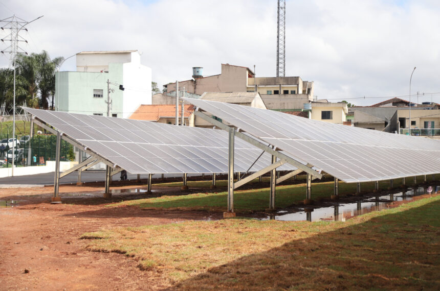 Mesmo em uma semana de dias nublados, a UPES produziu um equivalente a quase R$ 20.000 em energia elétrica