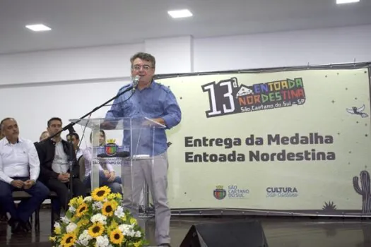 Jander Lira exalta a entrega da Medalha Entoada Nordestina