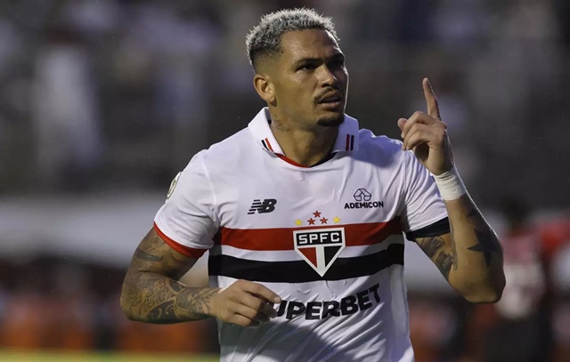 São Paulo supera o Vitória com gols de Luciano e Ferraresi