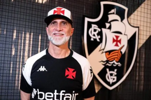 Vasco oficializa a contratação do técnico português Álvaro Pacheco