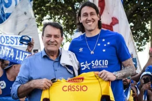 Cássio vê Cruzeiro ‘mais organizado’ que Corinthians e elogia SAFs