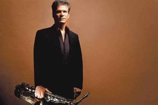 Morre David Sanborn, um dos maiores saxofonistas do mundo, aos 78 anos