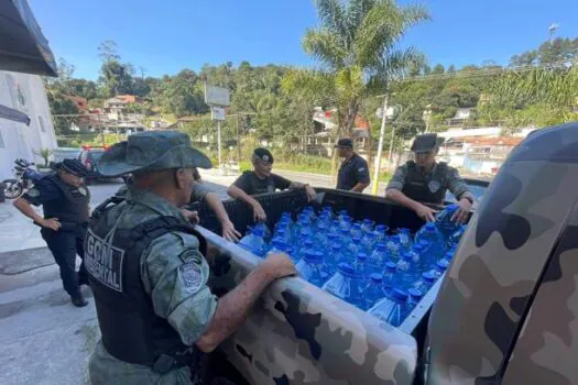 GCM de Ribeirão Pires adquire mais de 600 litros de água potável para enviar ao Rio Grande do Sul