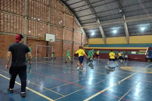 Jovens da Fundação CASA do ABC e litoral disputam regional do VIII Torneio de Handebol