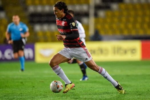 Flamengo perde de 1 a 0 para o Palestino e se complica