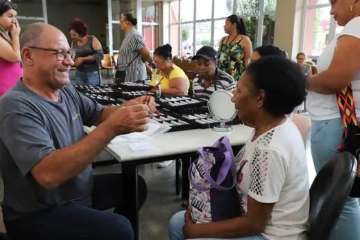 Mutirão Lentes do Saber convoca 413 estudantes da EJA em Diadema para avaliação oftalmológica neste sábado (04/05)