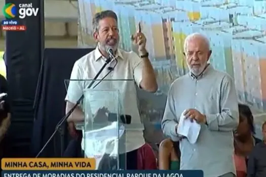 Lira é vaiado em evento com Lula em Alagoas e reage: ‘Falta de respeito’