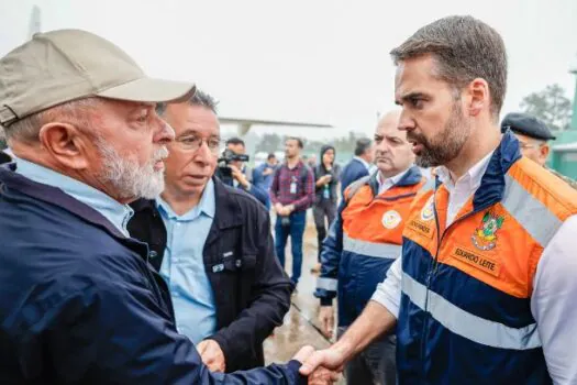 Lula critica Eduardo Leite e diz que governador deveria agradecê-lo