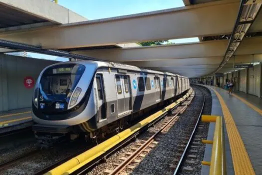 Esquema de funcionamento do MetrôRio para o feriado de Corpus Christi e fim de semana