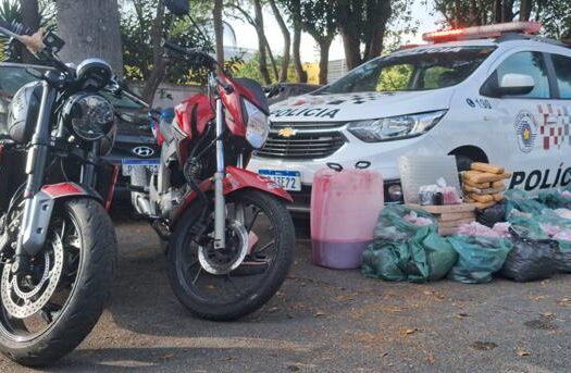 PM recupera duas motos furtadas e apreende drogas na zona sul de SP