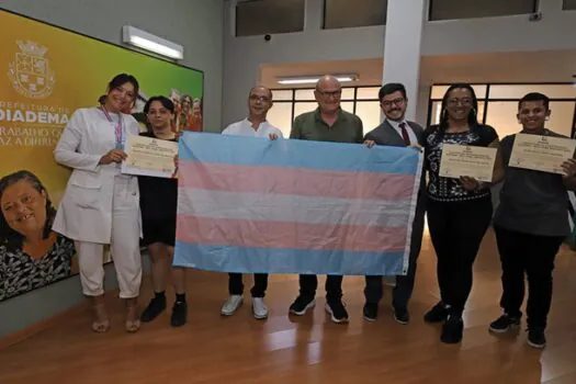 Diadema consegue nova documentação para pessoas trans