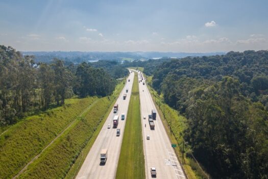 Rodovias concedidas devem receber 2,6 milhões de veículos durante feriado de Corpus Christi