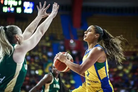 Seleção brasileira feminina de basquete perde para a Austrália e dá adeus ao sonho olímpico