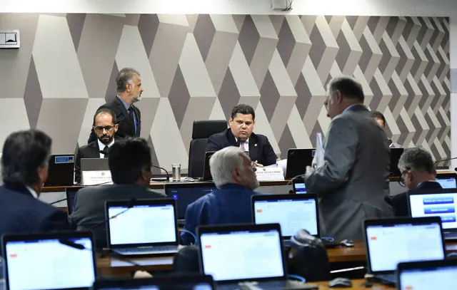 senado-castracao-quimica