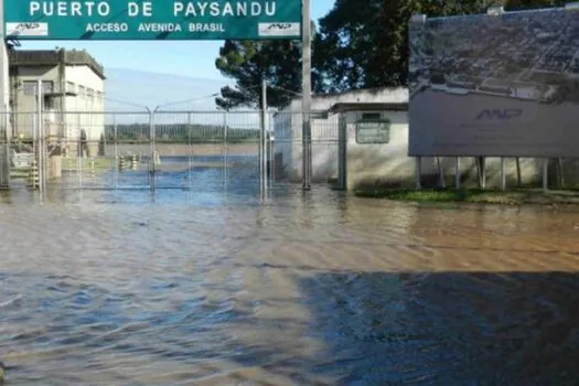 Inundações deixam mais de 1.300 pessoas desabrigadas no Uruguai