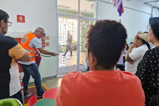 São Caetano realiza treinamento de brigada de incêndio nas escolas da Rede Municipal