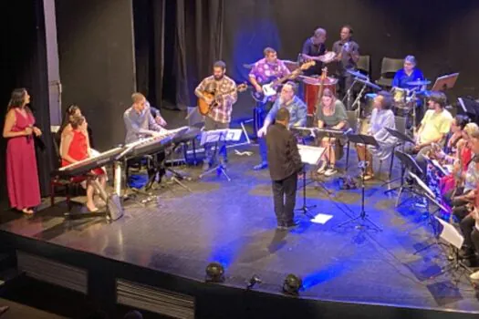 Big Band Salada Mista presta homenagem a Chico Buarque no Teatro Santos Dumont