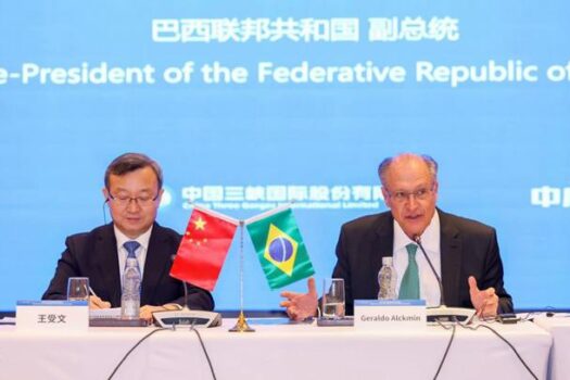 No aniversário de 50 anos da relação Brasil-China, Alckmin projeta futuro da parceria em fórum empresarial em Pequim