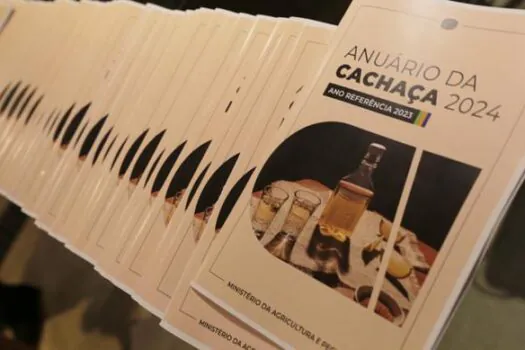 Anuário da Cachaça: Brasil ultrapassa a marca de 1,2 mil cachaçarias registras em todo o país