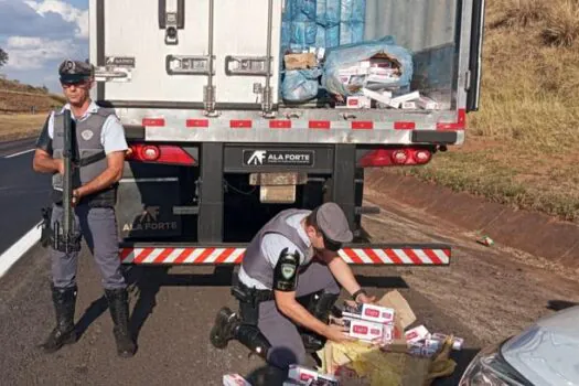 PM Rodoviária prende homem com 350 mil maços de cigarros contrabandeados no interior de São Paulo