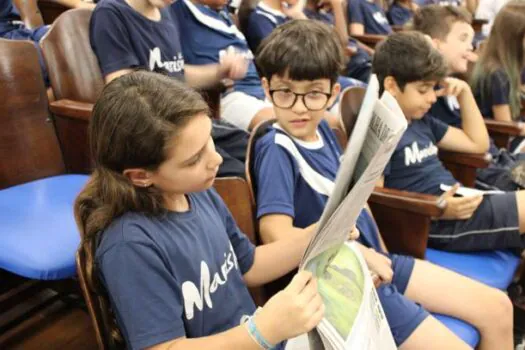 Colégio de São Paulo leva a notícia para dentro das salas de aula