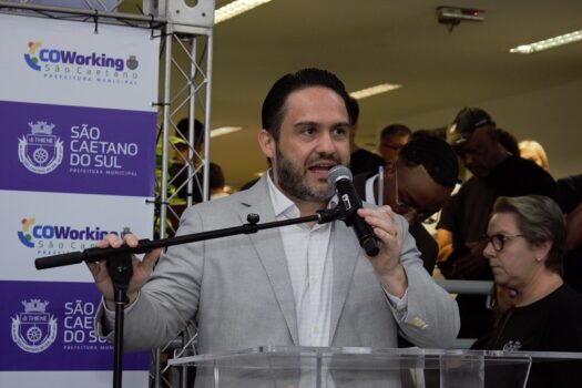 Daniel Córdoba celebra o sucesso do Coworking Municipal