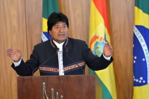 Ex-presidente da Bolívia Evo Morales diz ter sido vítima de ataque a tiros