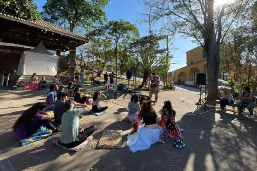 1ª Feira de Arte de Rua reúne linguagens artísticas na Praça da Matriz