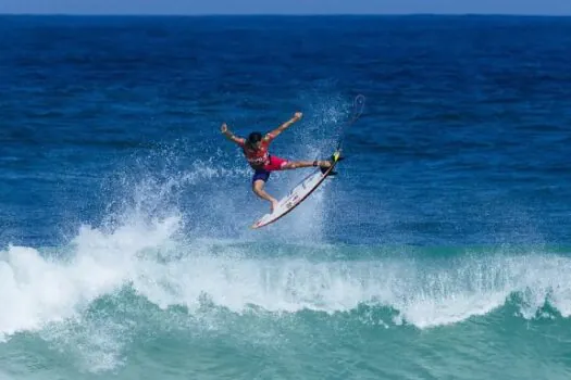 Italo vence final brasileira e leva etapa de Saquarema do Mundial de surfe