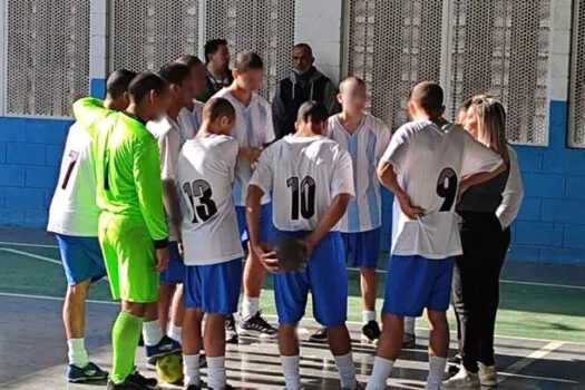 Jovens da Fundação CASA Santo André II vencem regional do VIII Torneio de Handebol