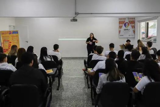 Diadema faz formação pelo Dia da Juventude Negra Encarcerada