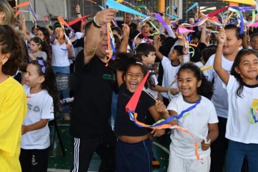 Melhor escola do mundo: Unidade de ensino integral de SP concorre a premiação internacional