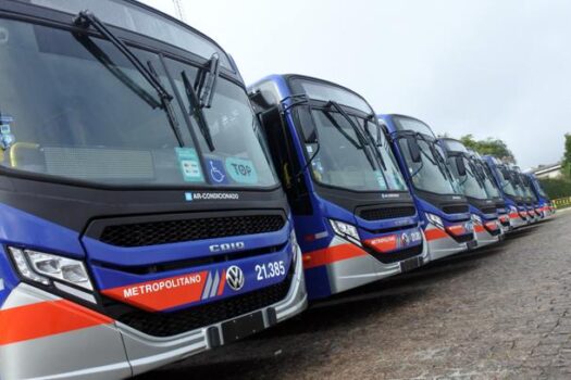 Linhas da EMTU que atendem Osasco e Barueri ganham 17 novos ônibus 0km