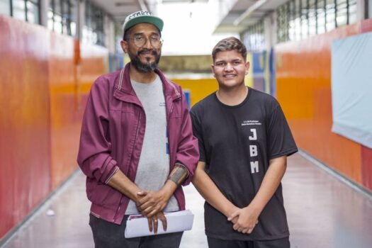 Aluno prestes a desistir da escola retoma estudos e leva ouro na Olimpíada de Matemática