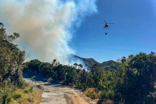 Parque Nacional do Itatiaia tem 300 hectares atingidos por incêndio