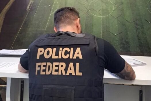 Governo anuncia concurso da Polícia Federal com duas mil vagas até 2026