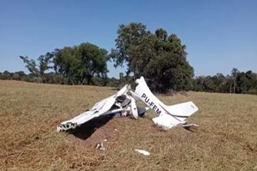 Duas pessoas morrem em queda de avião em cidade do Mato Grosso