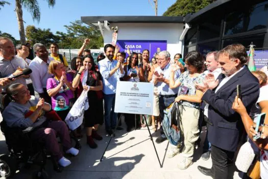 Nunes aposta na máquina e corre contra o tempo em maratona de inaugurações