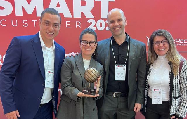 Programa ‘São Paulo São Libras’ vence Prêmio Smart Customer 2024