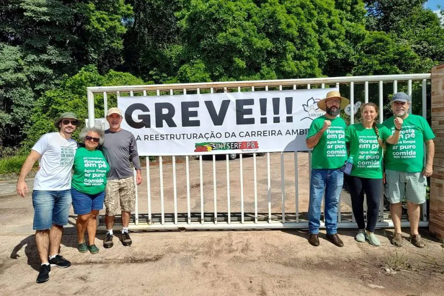 servidores-ambientais-greve