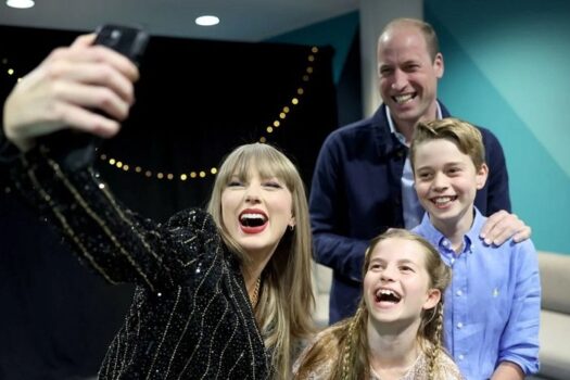 Príncipe William e filhos vão a show de Taylor Swift em Londres e dançam ‘Shake It Off’