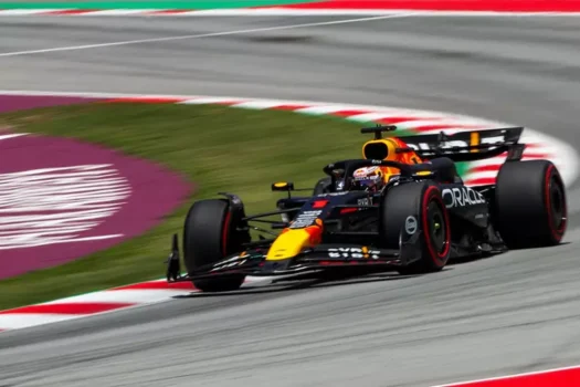 Verstappen segura embalado Norris e vence o GP da Espanha de Fórmula 1